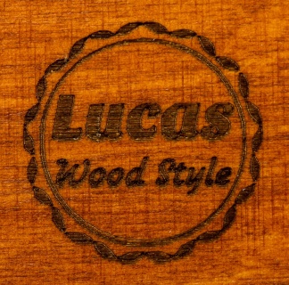 Logo Lucas Wood Style